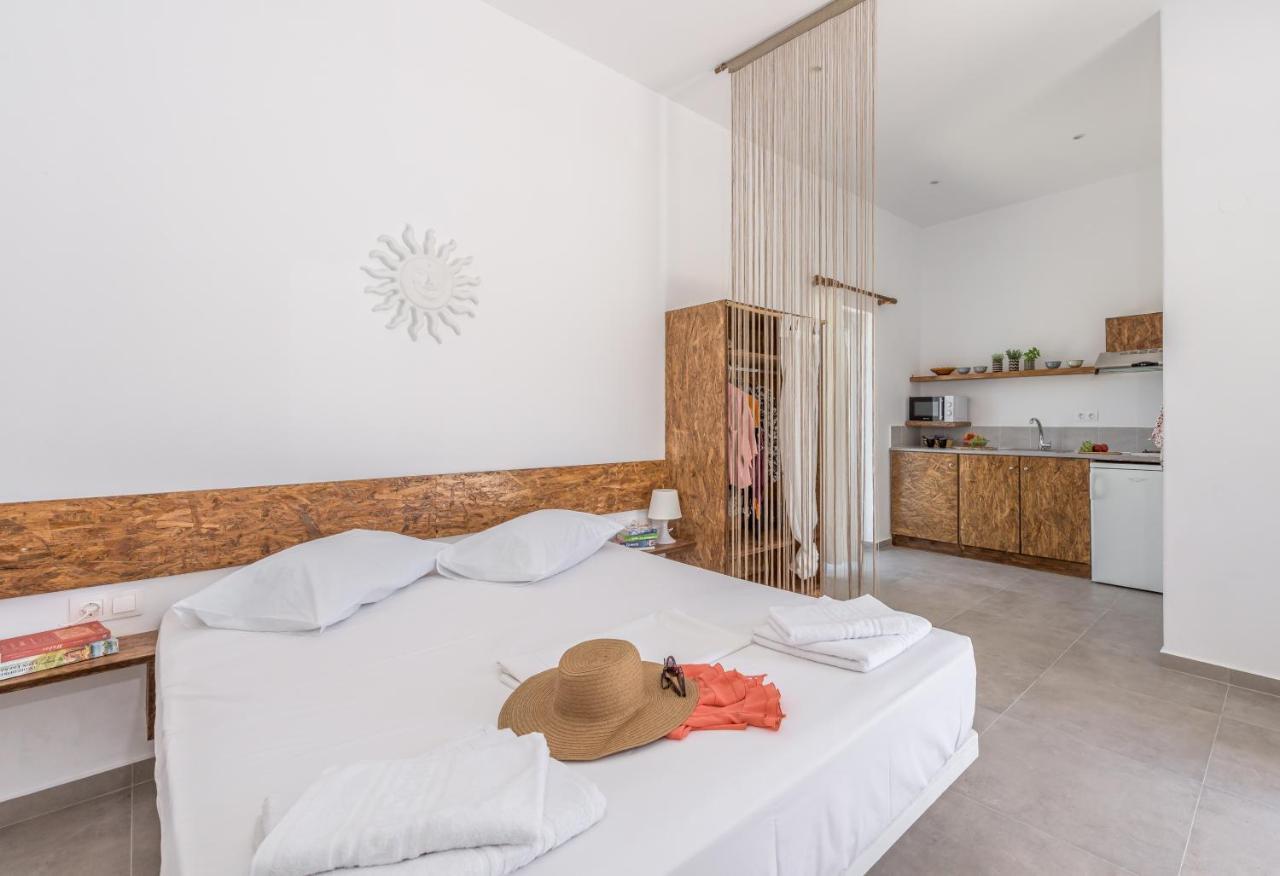 Plakes Sea View Apartment Plaka (Milos) Экстерьер фото